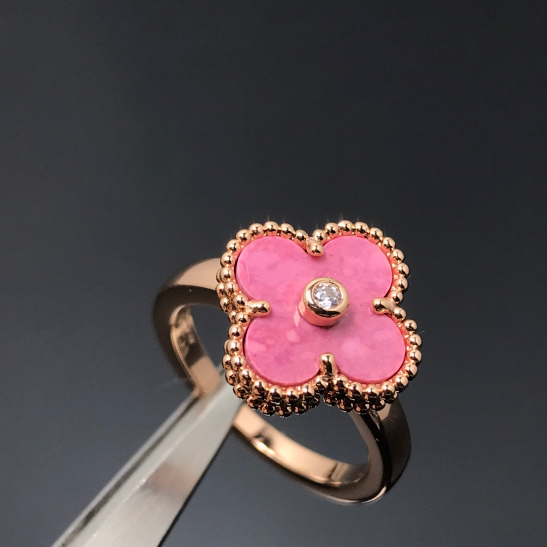 [⭐⭐JeweliWhal]CLOVER RHODONITE ROSE GOLD RING