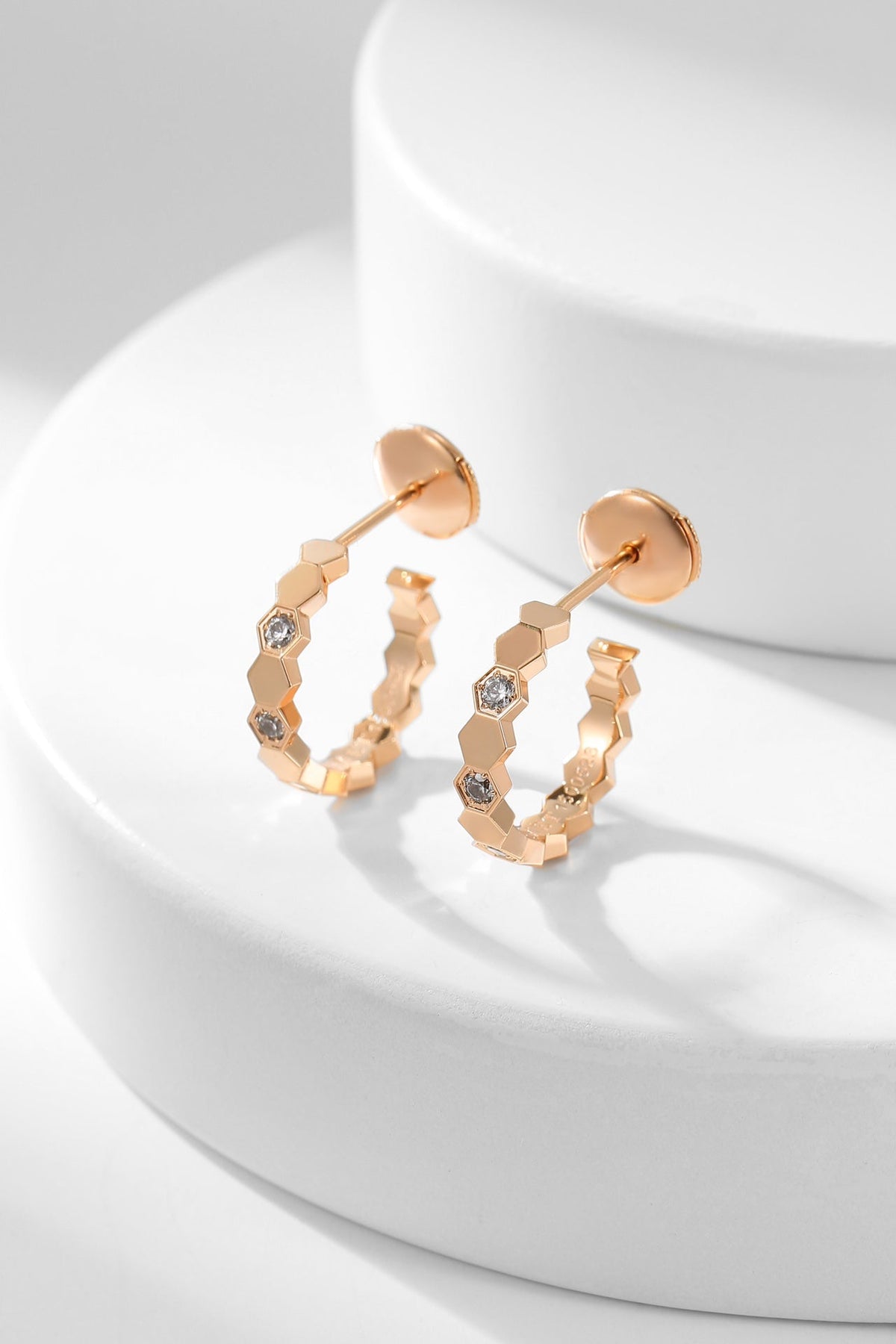 [⭐⭐JeweliWhal]BEE LOVE DIAMOND HOOP EARRINGS