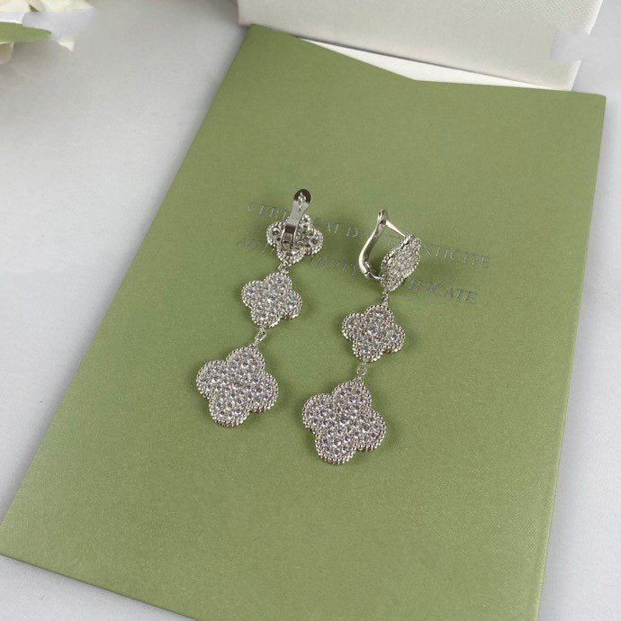 [⭐⭐JeweliWhal]CLOVER 3 MOTIF DIAMOND SILVER DROP EARRINGS