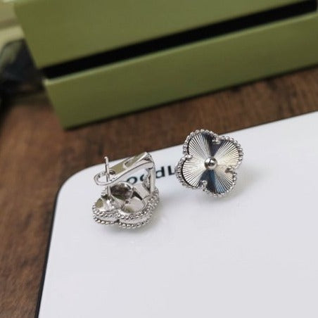 [⭐⭐JeweliWhal]CLOVER MEDIUM STECKEROHRRINGE