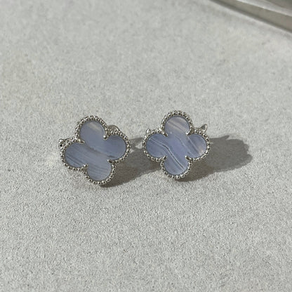 [⭐⭐JeweliWhal]CLOVER CHALCEDONY SILVER STUD EARRINGS