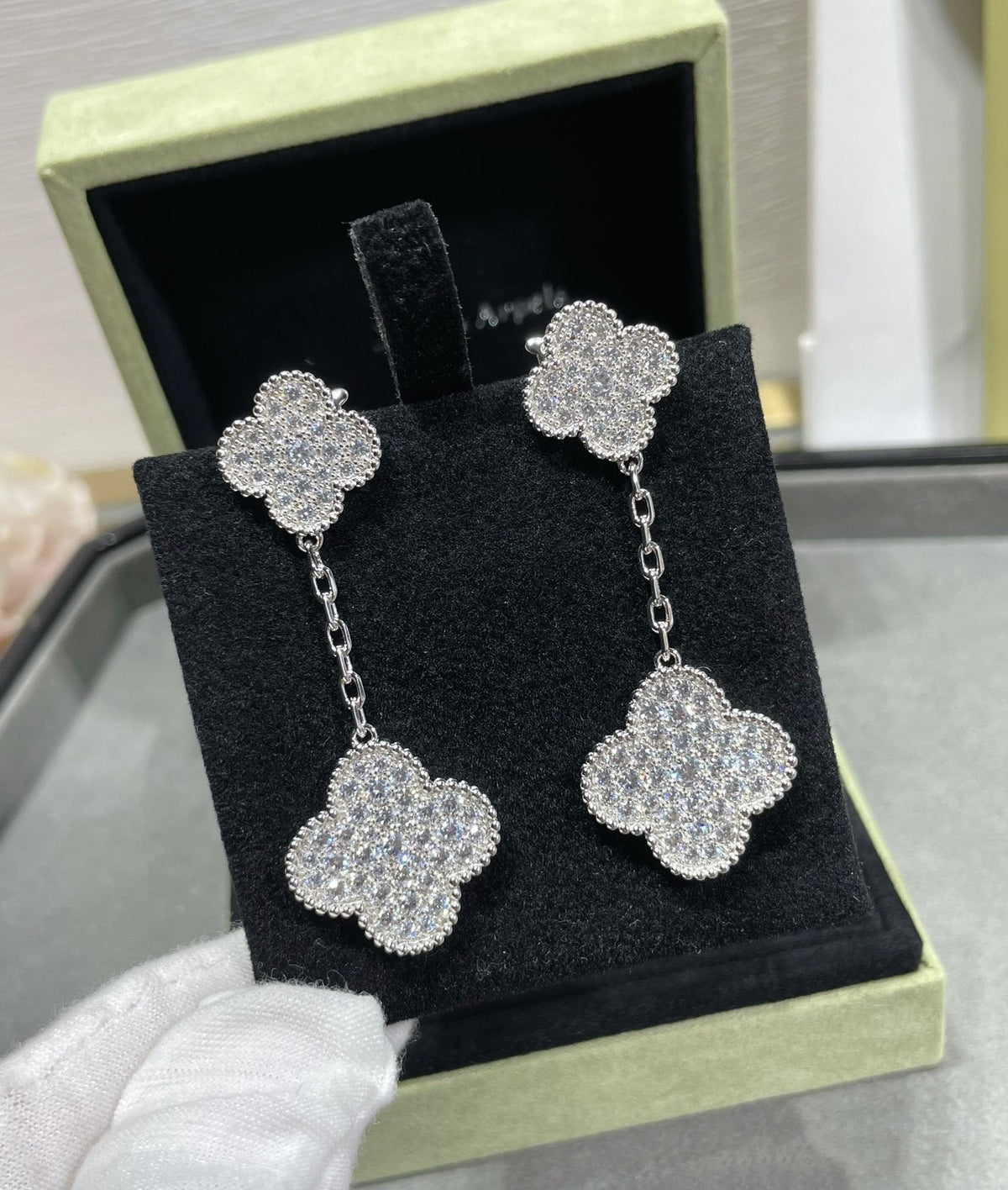 [⭐⭐JeweliWhal]CLOVER 2 MOTIVE OHRRINGE MIT DIAMANT-PAVÉ AUS SILBER