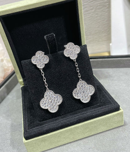 [⭐⭐JeweliWhal]CLOVER 2 MOTIVE OHRRINGE MIT DIAMANT-PAVÉ AUS SILBER