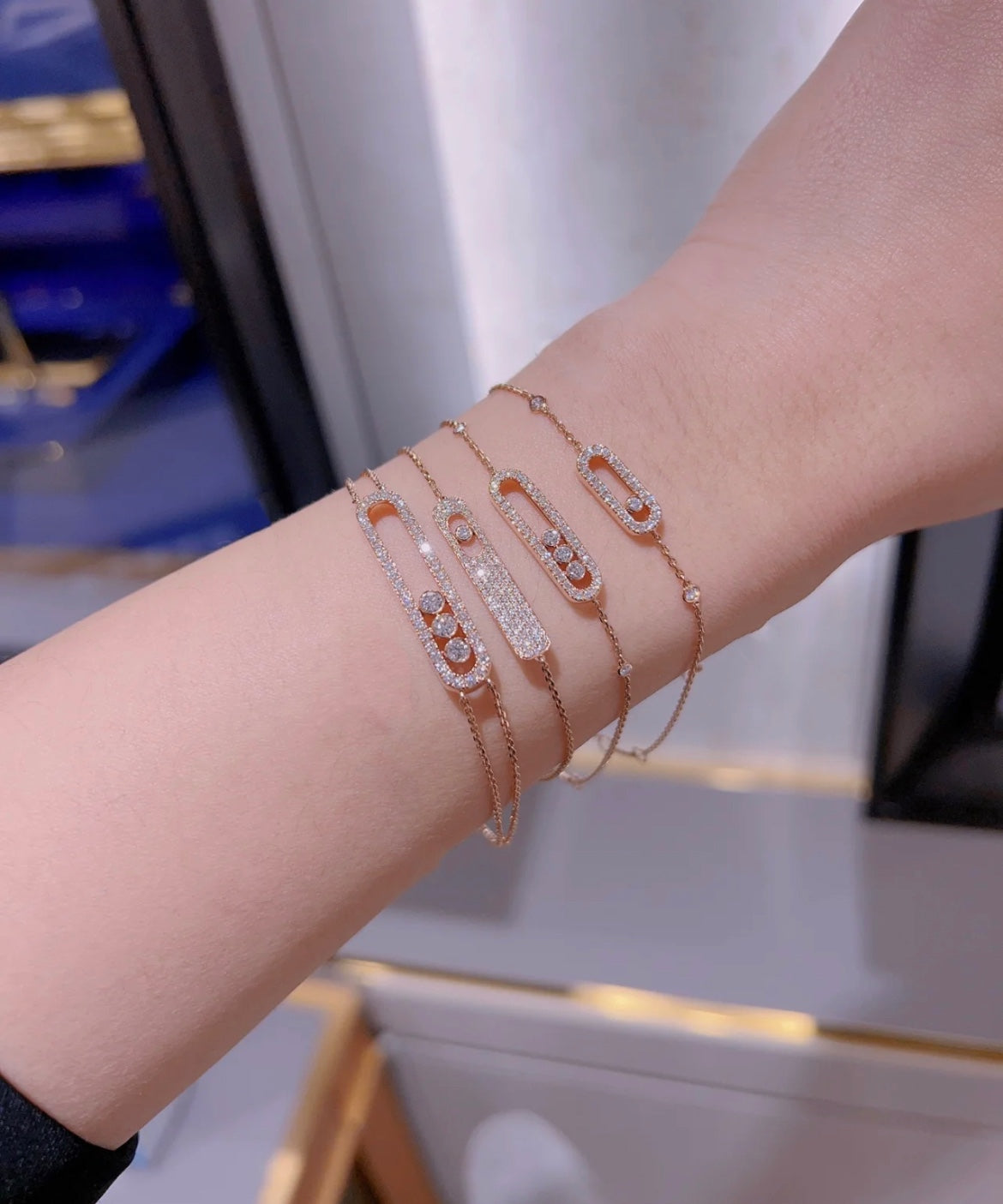 [⭐⭐JeweliWhal]MOVE CLASSIQUE DIAMOND PAVED BRACELET