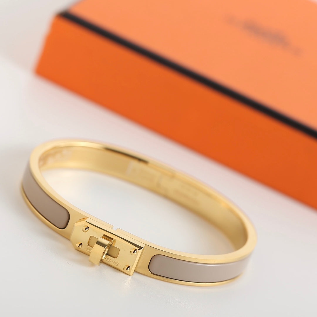 [⭐⭐JeweliWhal]HM KELLY GREY BRACELET