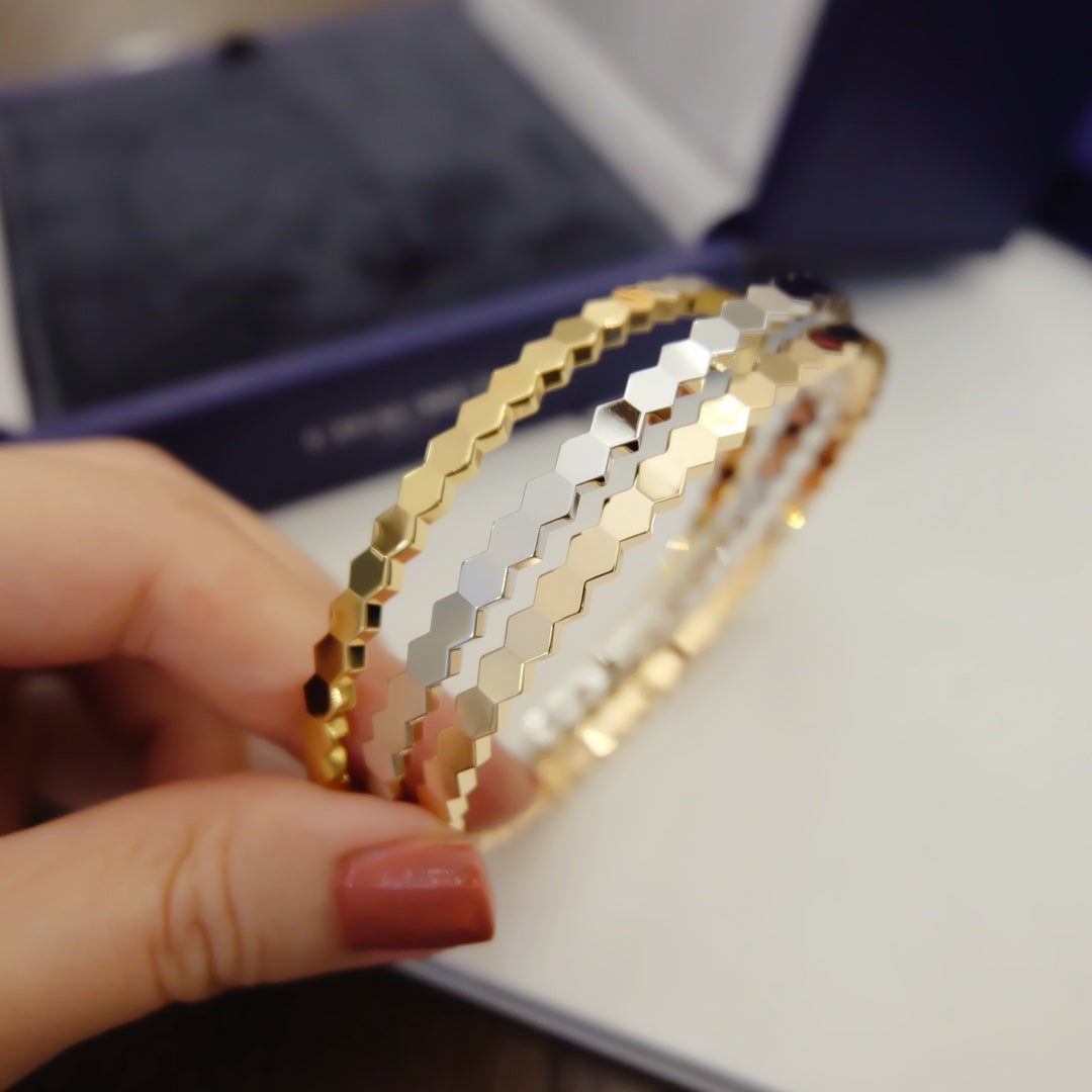 [⭐⭐JeweliWhal]BEE LOVE BRACELET