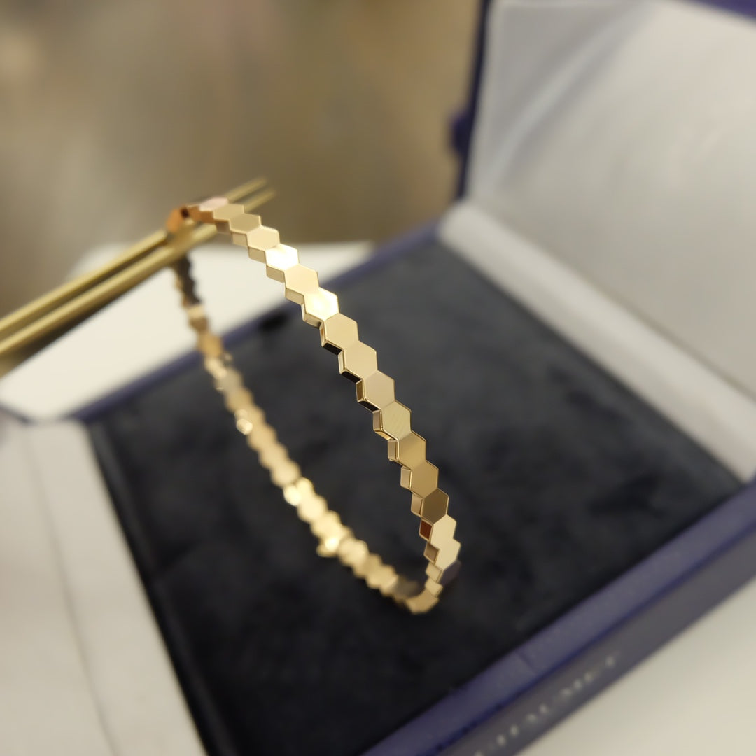 [⭐⭐JeweliWhal]BEE LOVE BRACELET