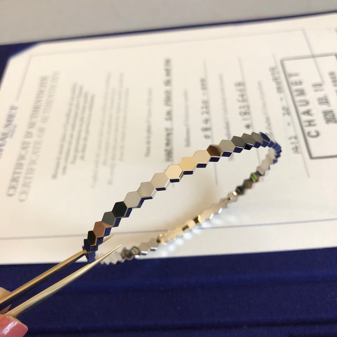 [⭐⭐JeweliWhal]BEE LOVE BRACELET
