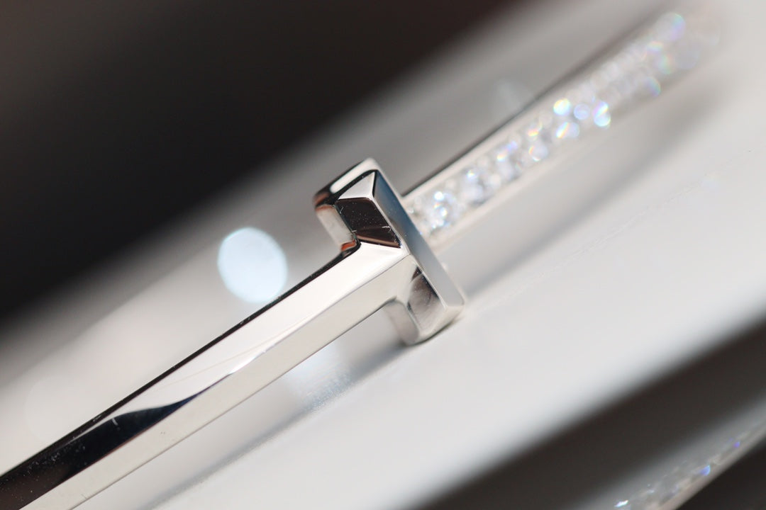 [JeweliWhal]NARROW T1 HINGED BANGLE DIAMOND SILVER