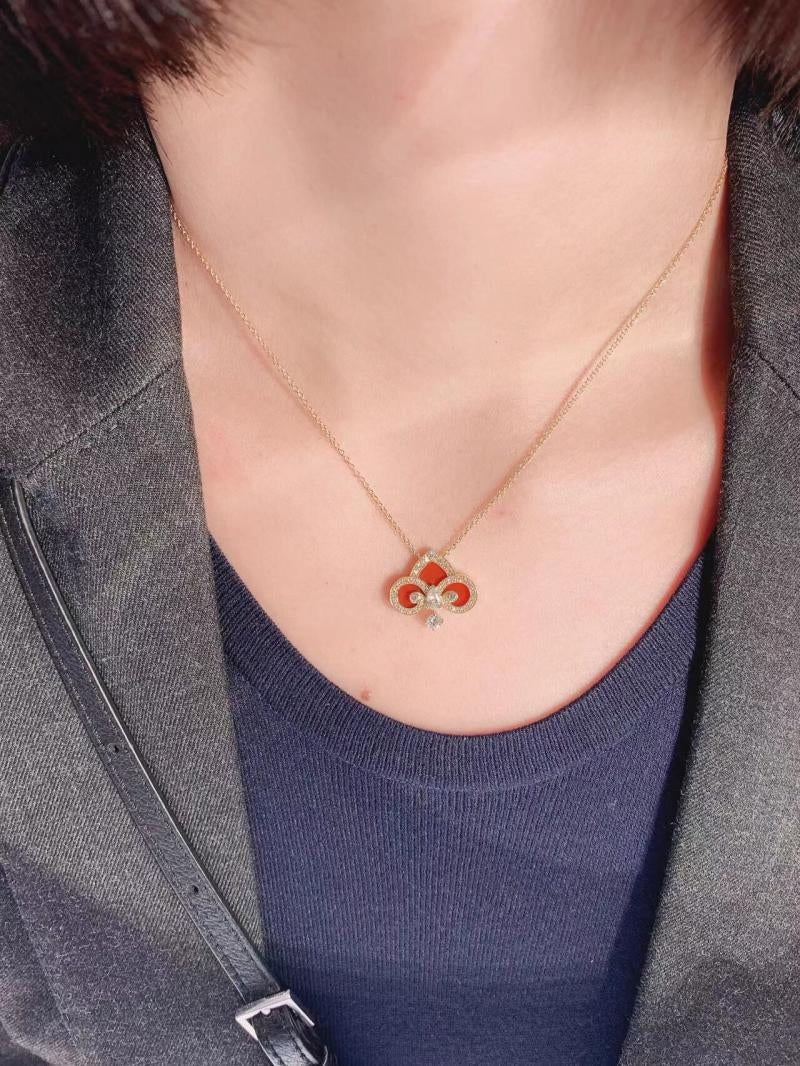 [JeweliWhal]FLEUR DE LIS PINK GOLD DIAMOND NECKLACE