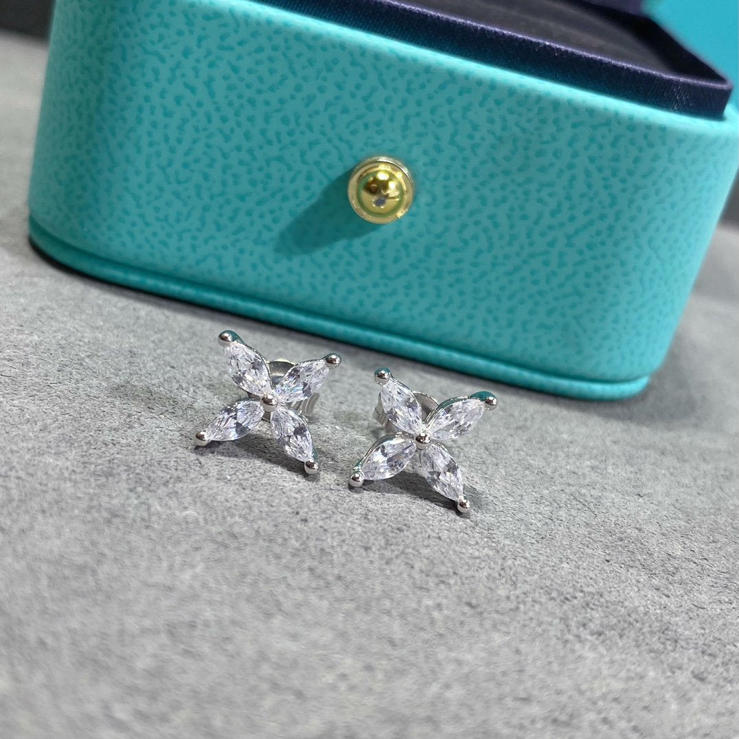 [JeweliWhal]VICTORIA SILVER DIAMOND STUD MINI EARRINGS