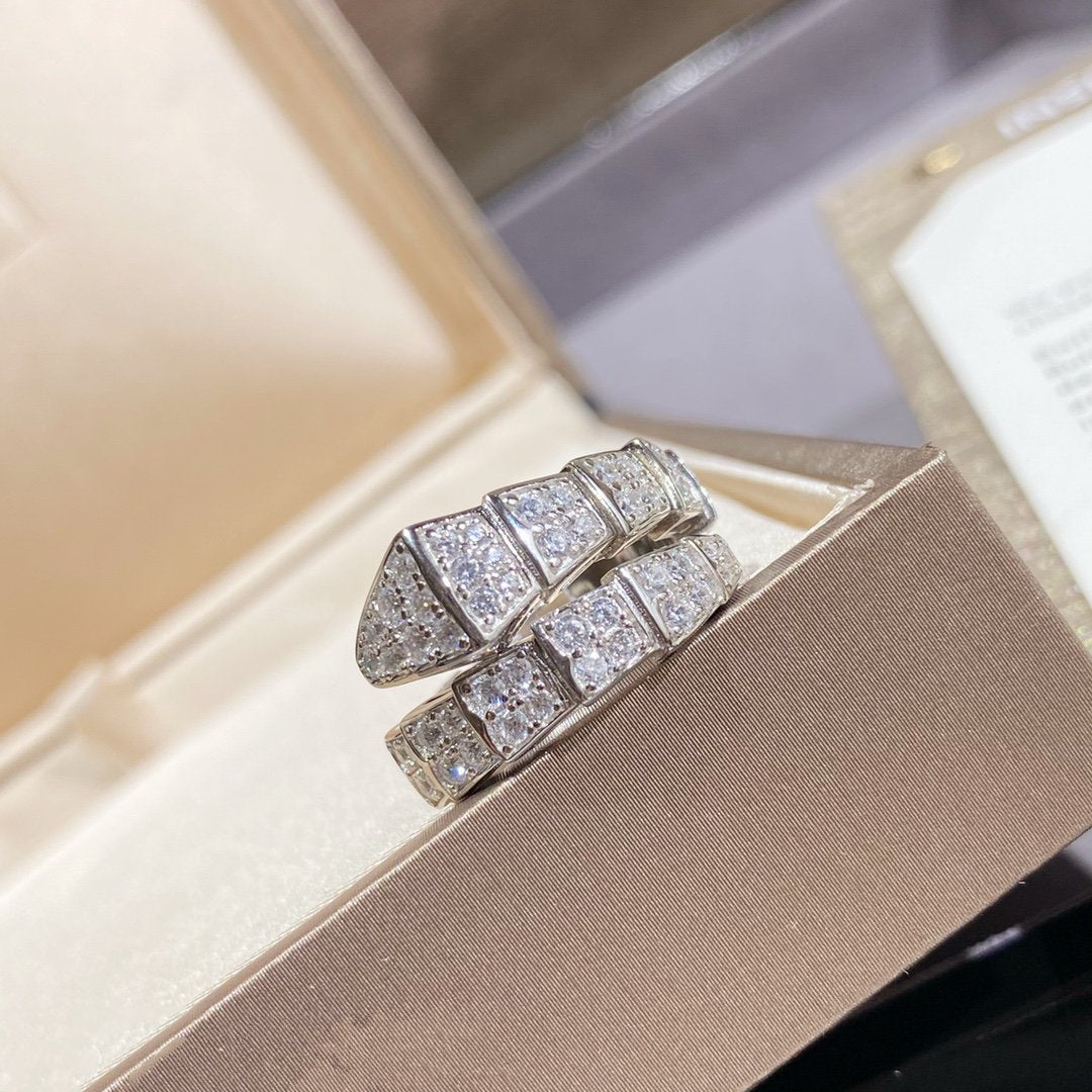 [⭐⭐JeweliWhal]SERPENTI RING SILVER DIAMOND PAVED