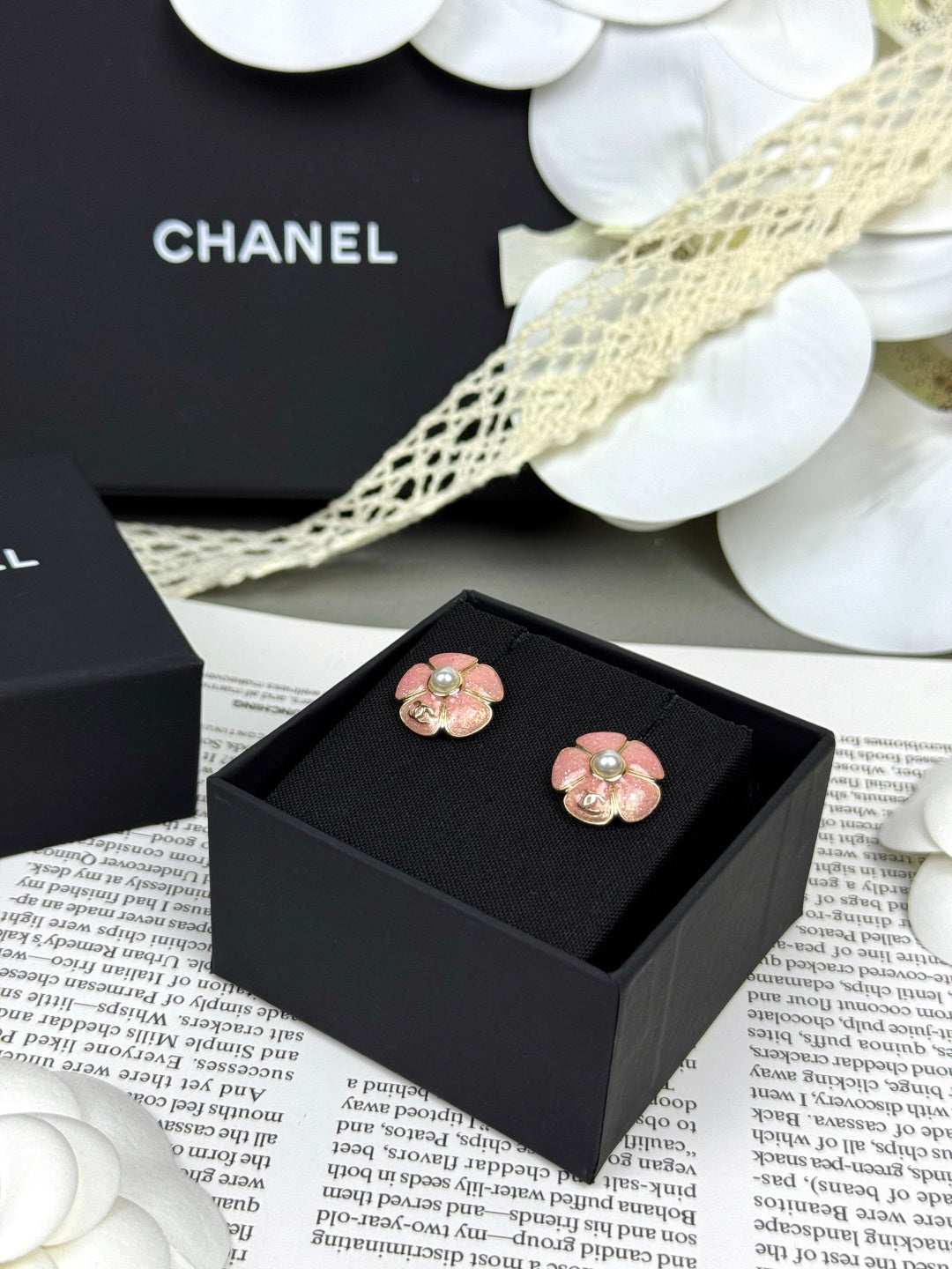 [⭐⭐JeweliWhal]26C Pink Camellia Pearl Enamel Stud Earrings