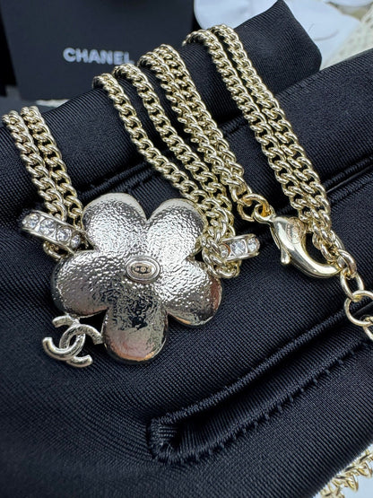 [⭐⭐JeweliWhal]New Blue Floral Double-Layer Necklace