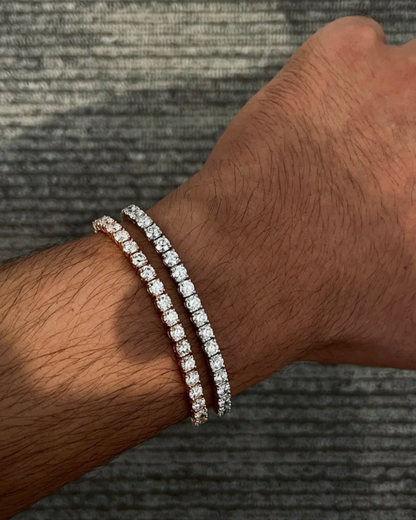 [⭐⭐JeweliWhal]  CLASSIC BASEBALL BRACELAT, 52 DIAMOND