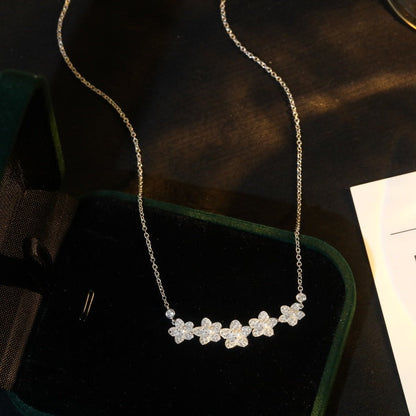 [JeweliWhal]]wild flower diamond line pendant