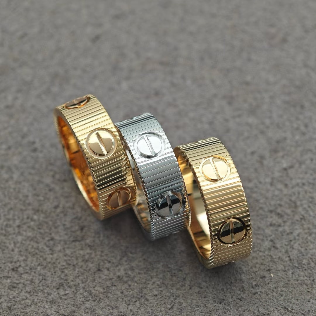 [⭐⭐JeweliWhal]LOVE 6.5MM RING