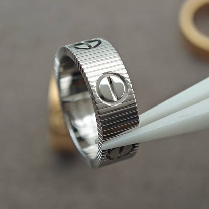 [⭐⭐JeweliWhal]LOVE 6.5MM RING