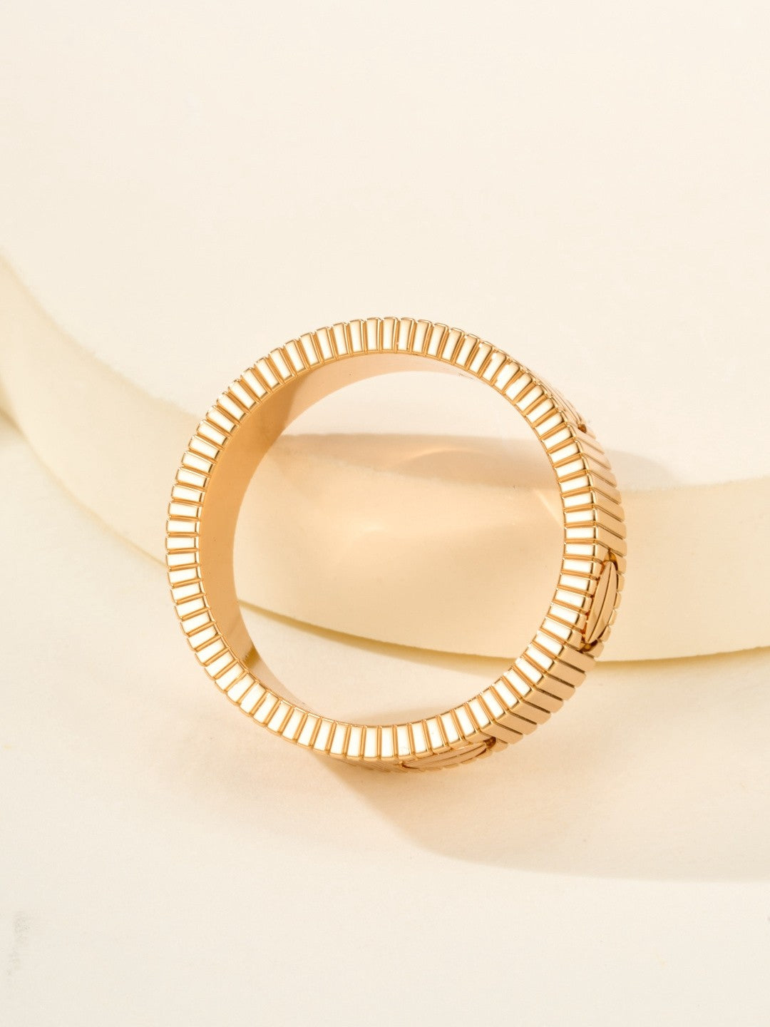 [⭐⭐JeweliWhal]LOVE 6.5MM RING