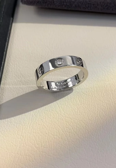 [⭐⭐JeweliWhal]LOVE RING 4MM 1 DIAMOND SILVER