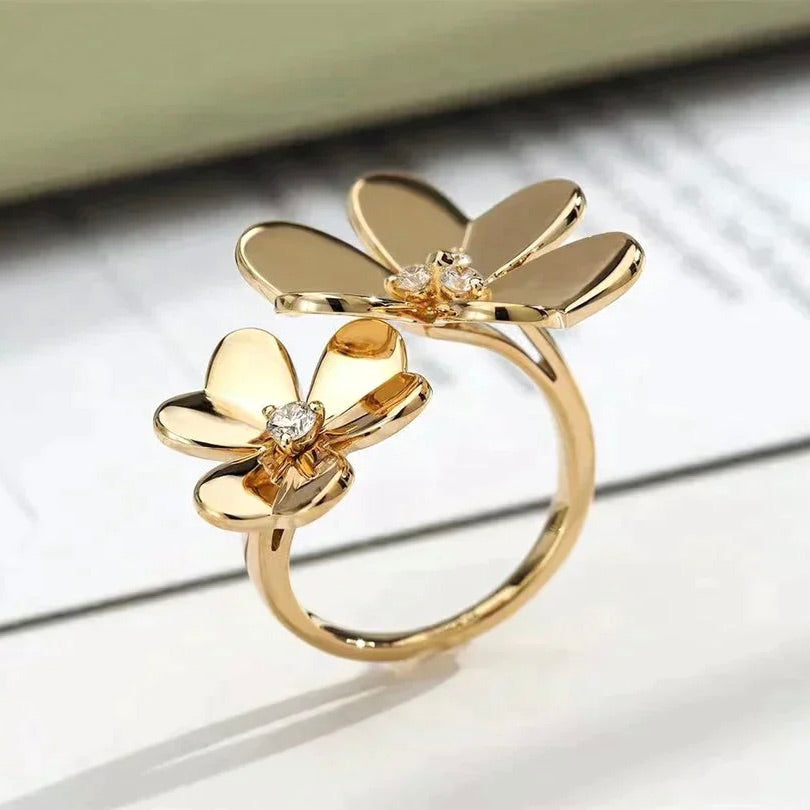 [⭐⭐JeweliWhal]CLOVER COMOS GOLD DIAMOND RING