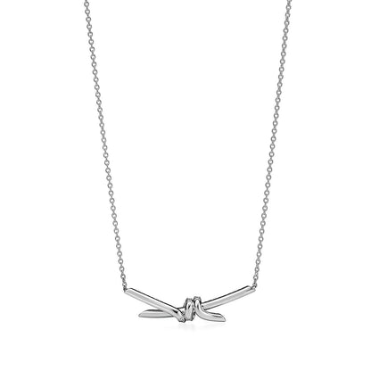 [JeweliWhal]KNOT PENDANT SILVER DIAMOND NECKLACE