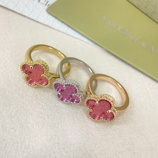 [⭐⭐JeweliWhal]NEW ROSE QUARTZ FOUR-LEAF CLOVER RING