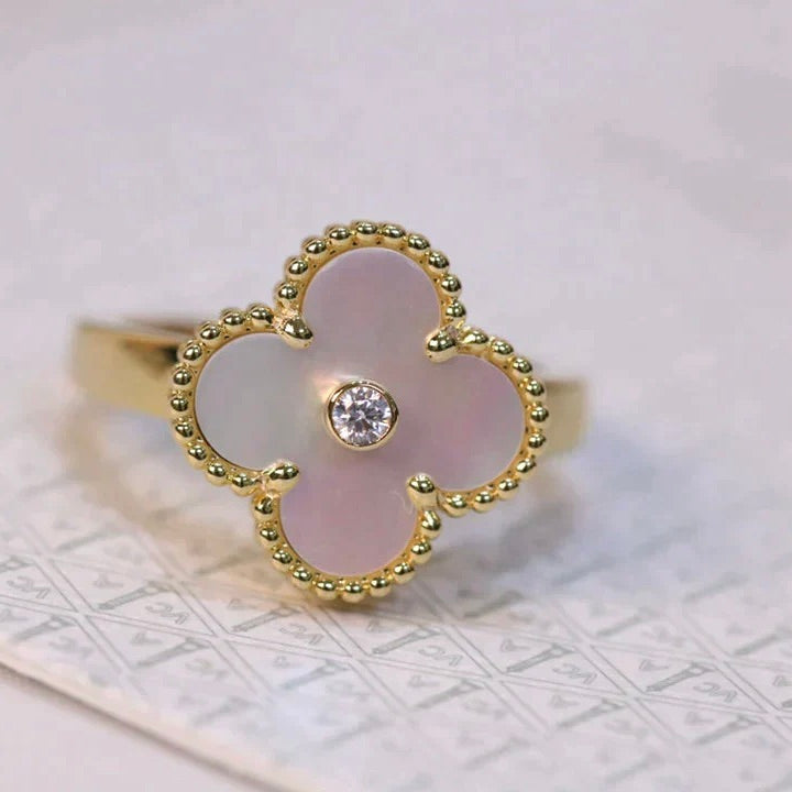 [⭐⭐JeweliWhal]CLOVER PINK MOP RING GOLD DIAMANT