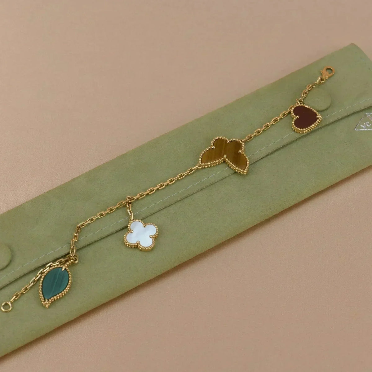 [⭐⭐JeweliWhal]GLÜCKSBRINGENDES 5-MOTIV-ARMBAND IN GOLD
