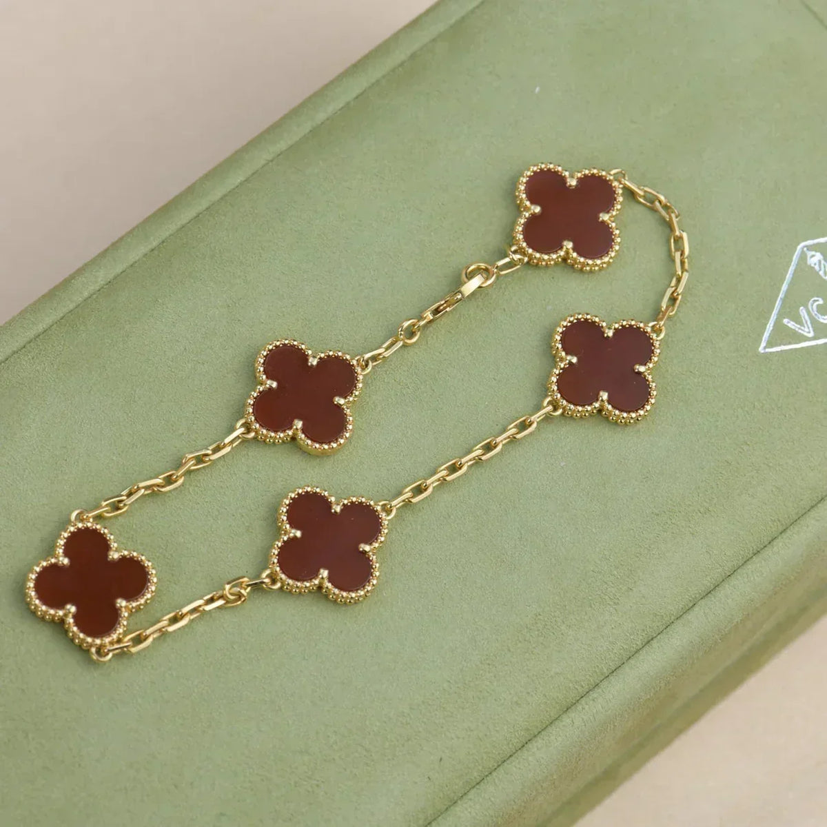 [⭐⭐JeweliWhal] CLOVER 5 MOTIF RED CORNELIAN BRACELET COLLECTION
