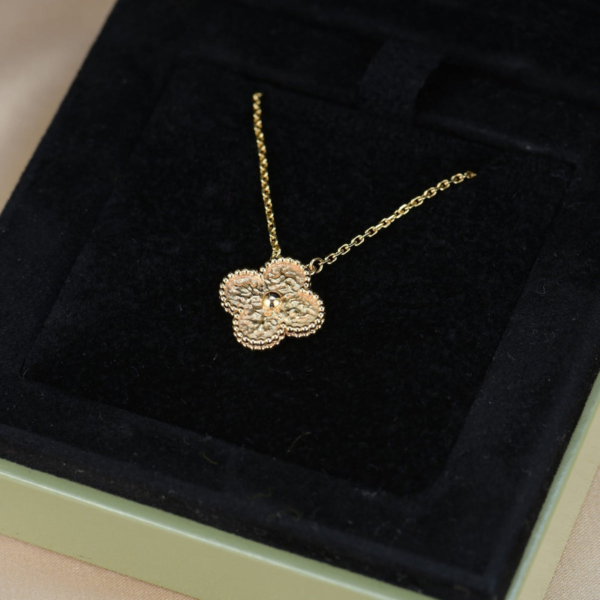 [⭐⭐JeweliWhal]CLOVER 15MM  BRONZING NECKLACE