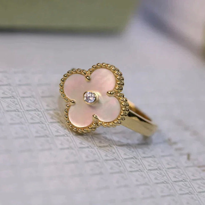 [⭐⭐JeweliWhal]CLOVER PINK MOP RING GOLD DIAMANT
