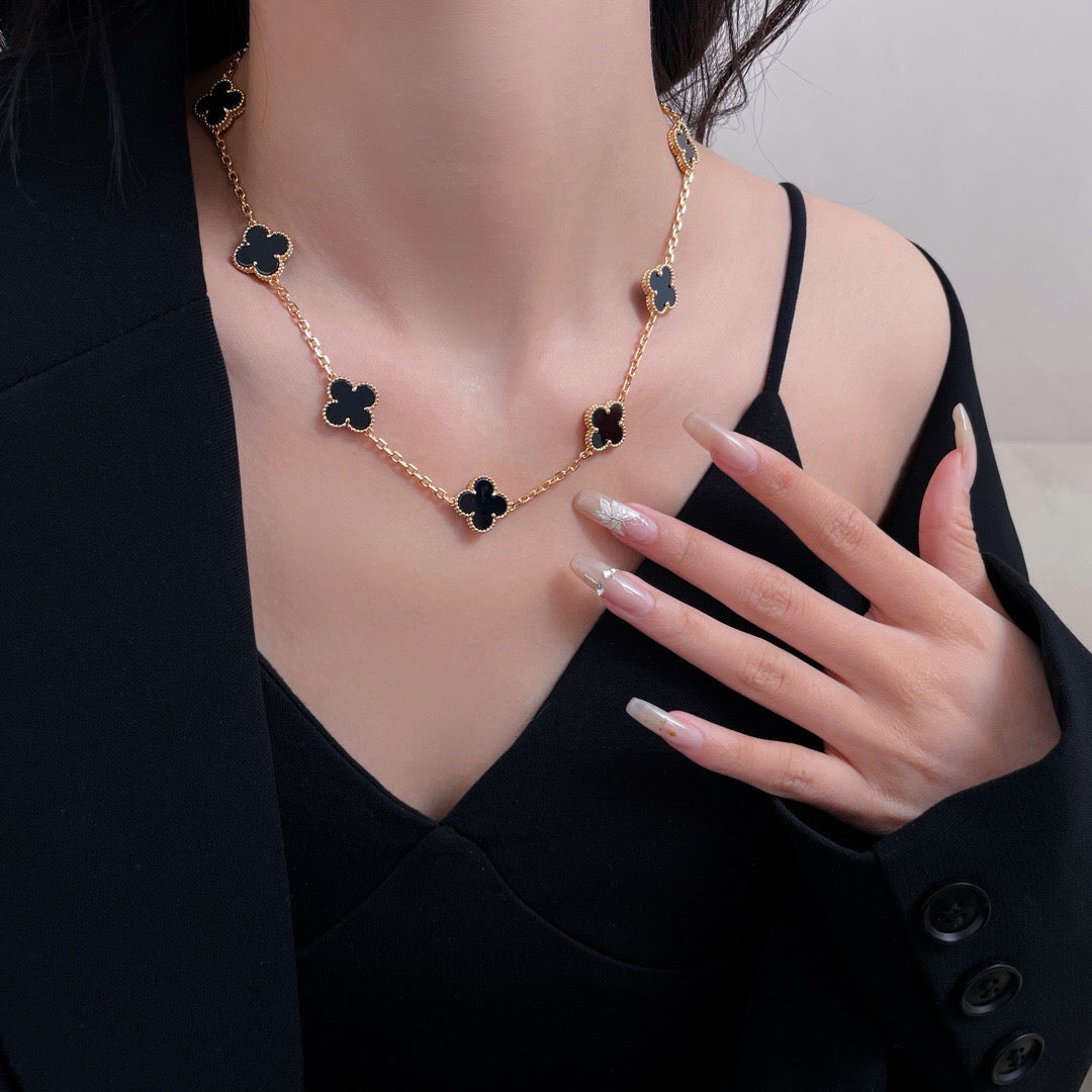 [⭐⭐JeweliWhal]CLOVER 10 MOTIVE ONYX-HALSKETTE