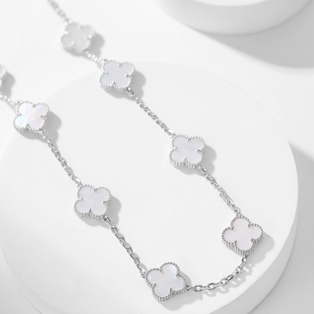 [⭐⭐JeweliWhal]CLOVER HALSKETTE MIT 10 MOTIVEN AUS WEISSEM PERLMUTT
