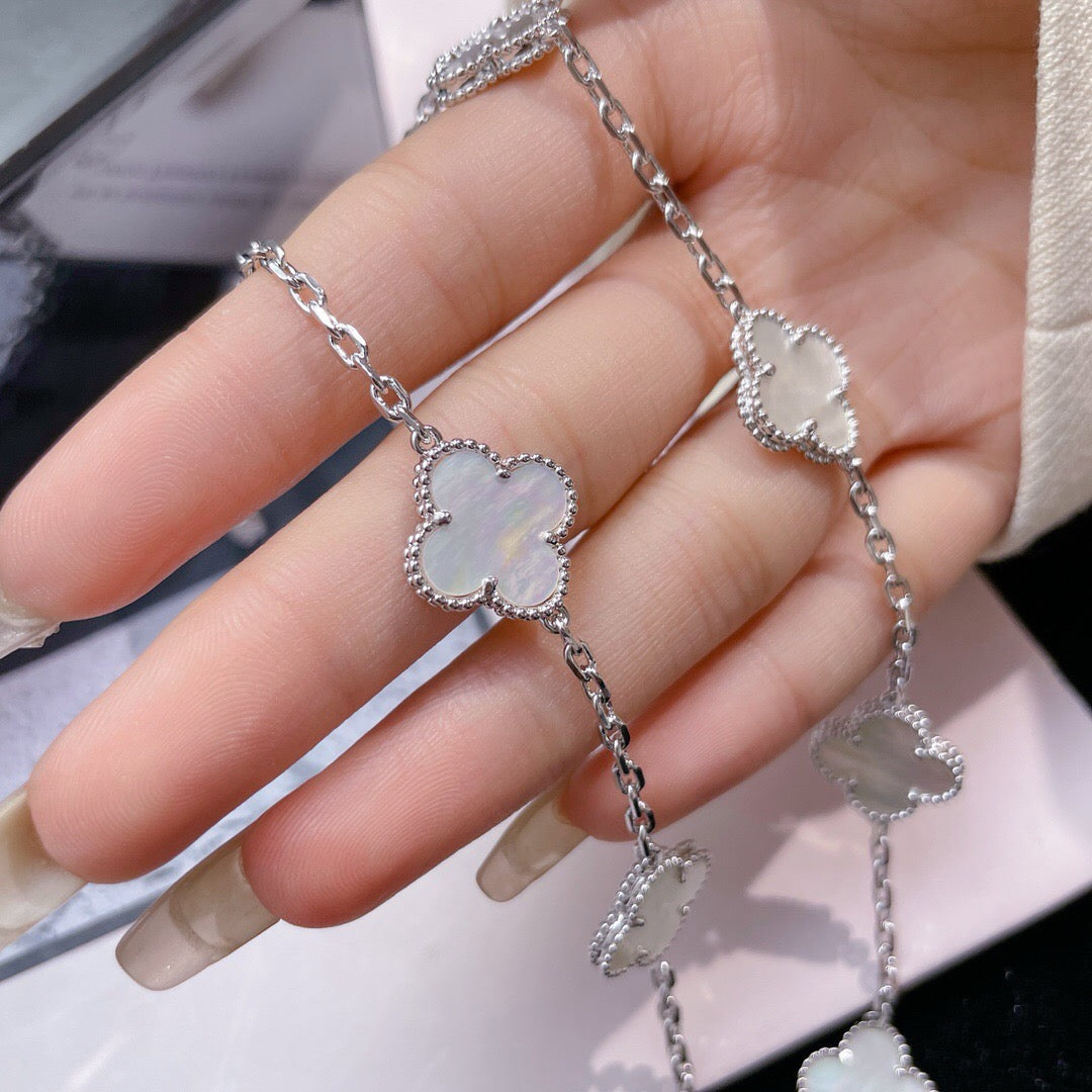 [⭐⭐JeweliWhal]CLOVER HALSKETTE MIT 10 MOTIVEN AUS WEISSEM PERLMUTT