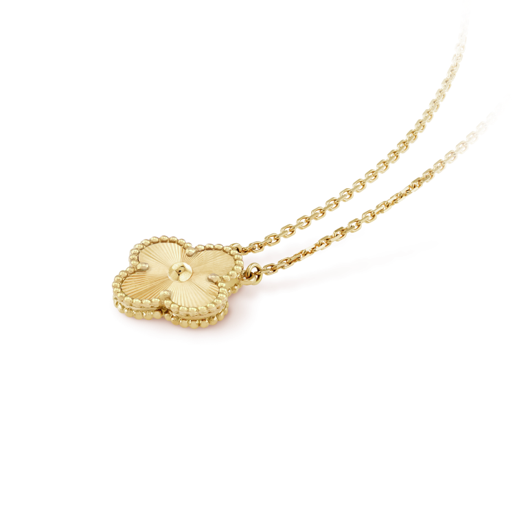 [⭐⭐JeweliWhal]CLOVER 15MM LASER NECKLACE