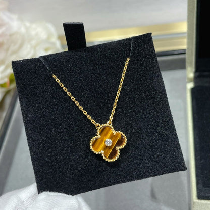 [⭐⭐JeweliWhal]CLOVER 15MM DIAMOND AND YELLOW TIGER'S EYE AGATE necklace