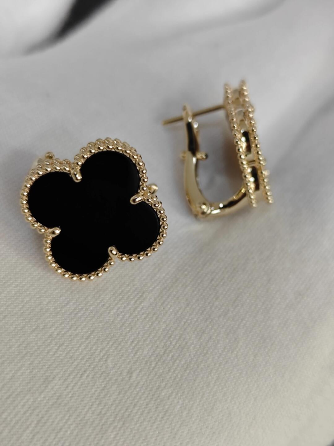 [⭐⭐JeweliWhal]CLOVER 20MM BLACK MOP EARRINGS