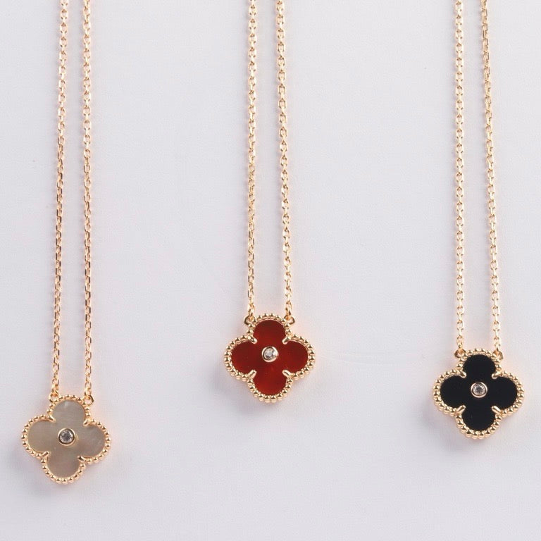 [⭐⭐JeweliWhal]CLOVER 15MM DIAMOND CARNELIAN NECKLACE