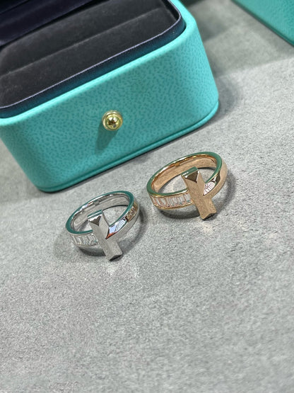 [JeweliWhal]T1 WIDE 4.5MM DIAMOND RING