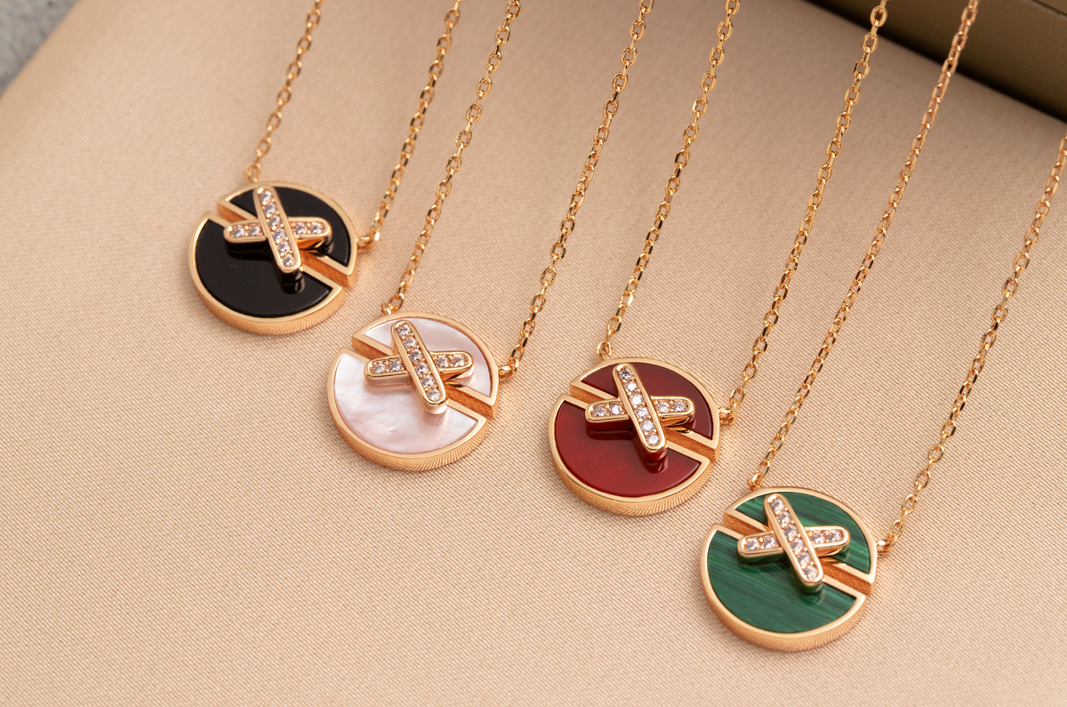 [⭐⭐JeweliWhal]JEUX DE PINK GOLD DIAMOND NECKLACE