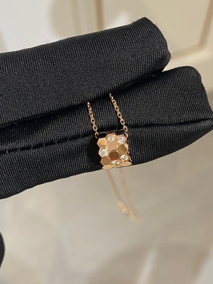 [⭐⭐JeweliWhal]BEE LOVE DIAMOND NECKLACE