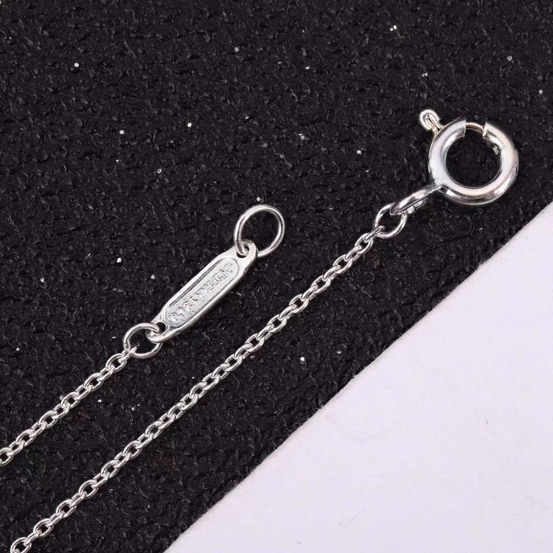 [JeweliWhal]MOISSANITE STONE CROSS PENDANT NECKLACE SIMULATED DIAMOND CROSS CHOKER
