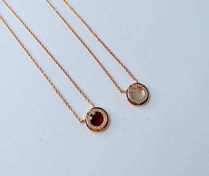[JeweliWhal]DIAMOND AND MOTHER PEARL CIRCLE NECKLACE PENDANT