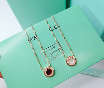 [JeweliWhal]DIAMOND AND MOTHER PEARL CIRCLE NECKLACE PENDANT