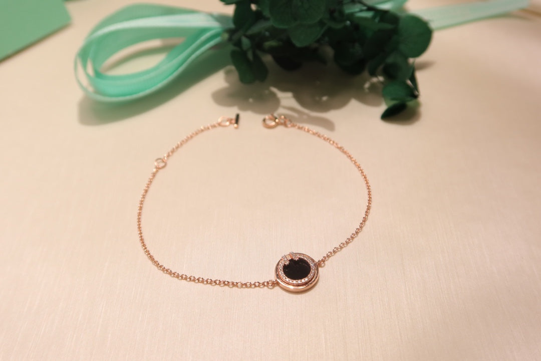 [JeweliWhal]DIAMOND CIRCLE PINK GOLD BRACELET