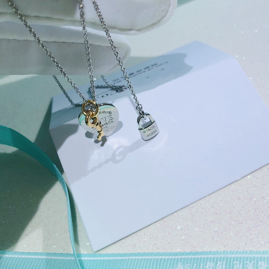 [JeweliWhal]LOVE HEART TAG KEY NECKLACE