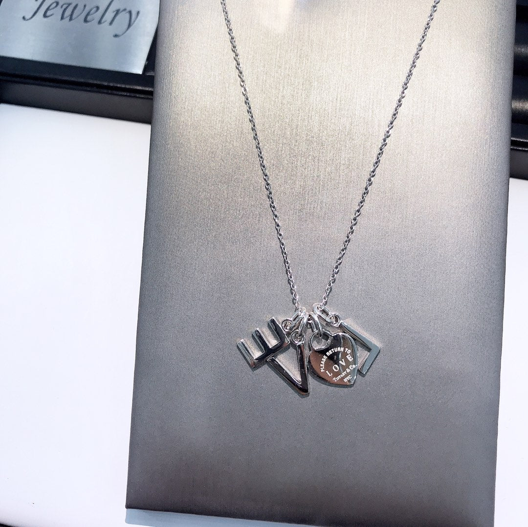[JeweliWhal]COLLAR LOVE PLATA NECKLACE
