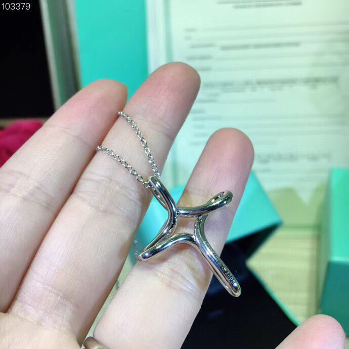 [JeweliWhal]CROSS NECKLACE STERLING SILVER MATERIAL