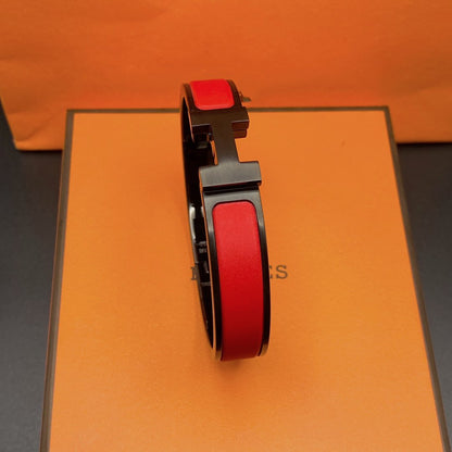 [⭐⭐JeweliWhal]CLIC HM SO BLACK RED BRACELET
